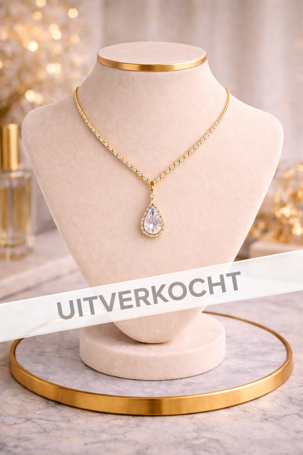 Aurélie Teardrop Necklace