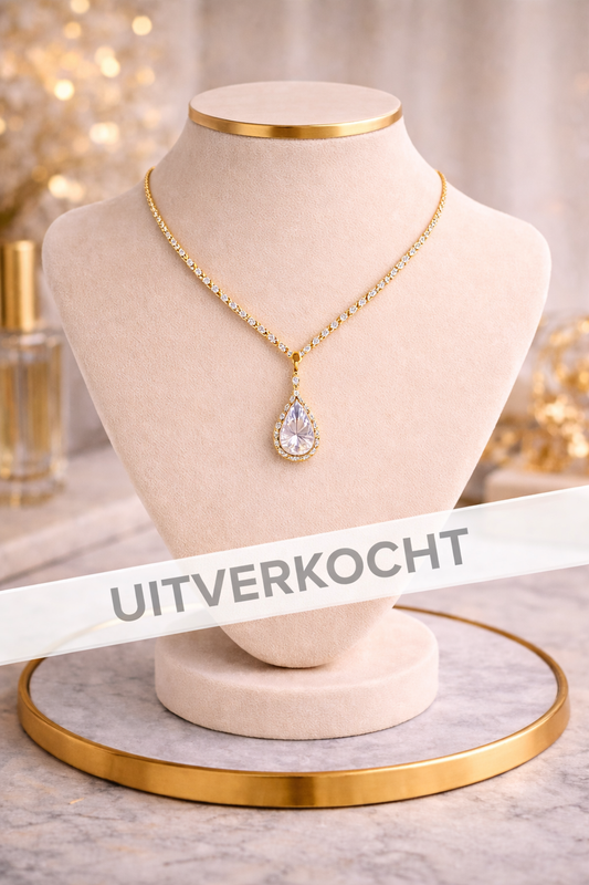 Aurélie Teardrop Necklace