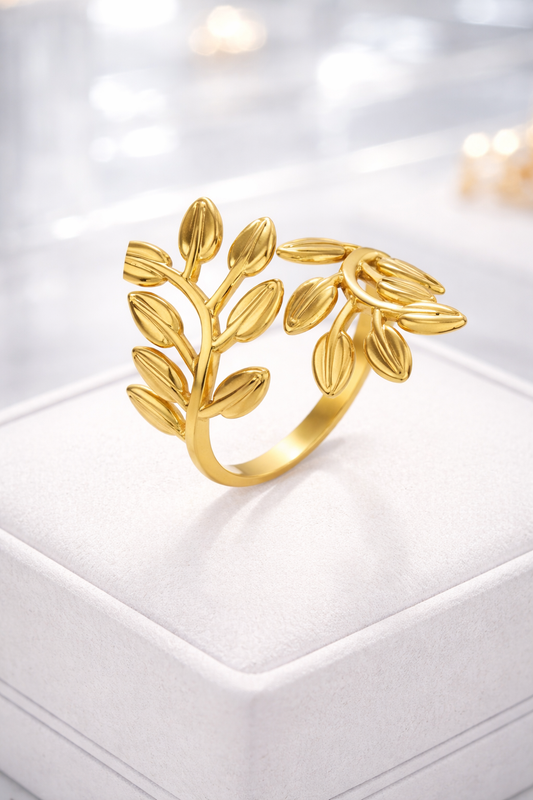 Aurelia Olive Ring
